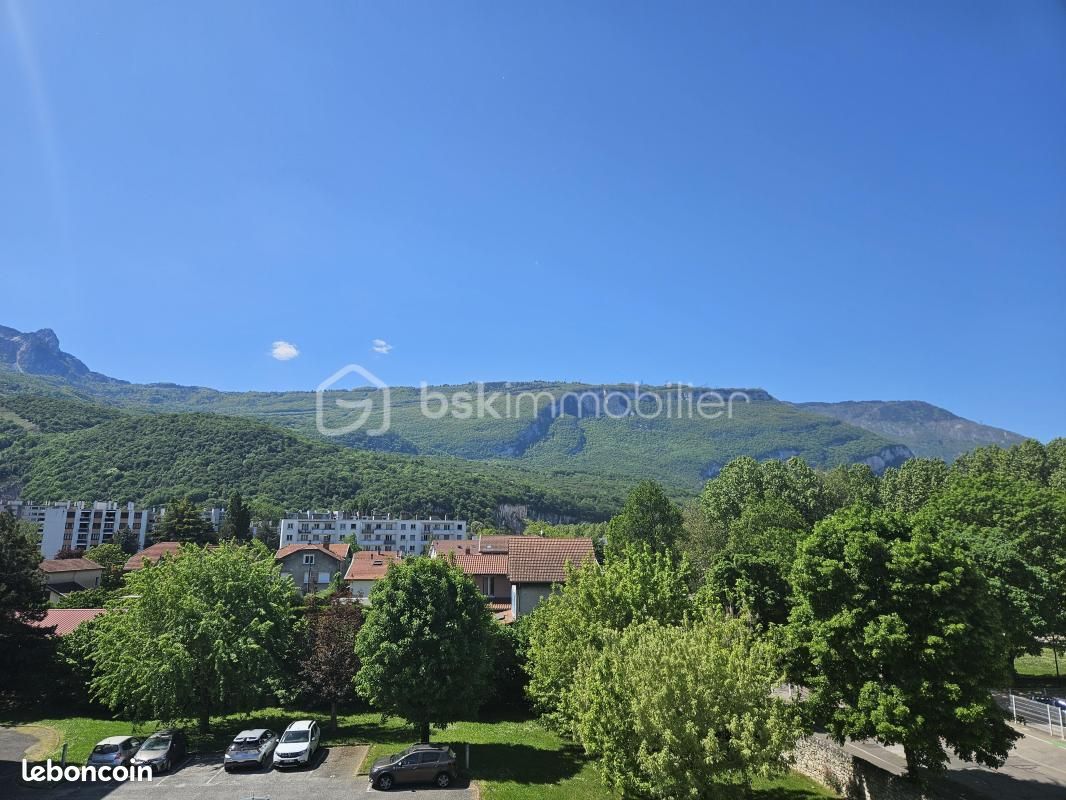 Appartement 4 pièces 94 m² · à Seyssinet-Pariset · 94 m² · 335 000 €