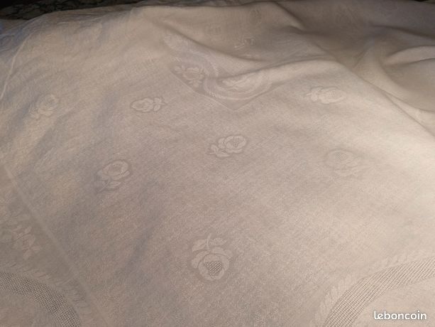 NAPPE TRÈS ANCIENNE Coton broderie Monogramme DB Brodé En Son Centre EUR 18,00 - FR