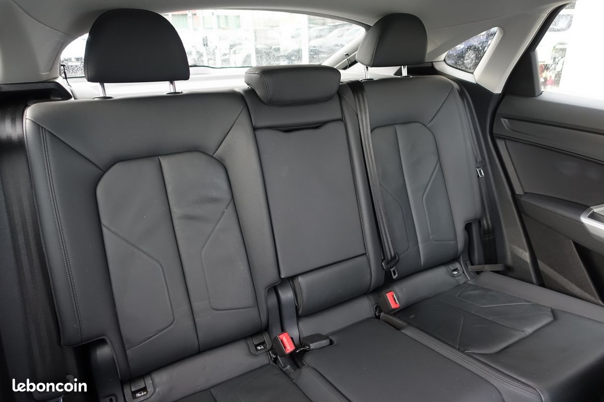 Q3 45 Tfsi e S-Tronic 245ch Hybride Rechargeable Virtual cockpit/Cuir chauffants/Gps Europe/Caméra/Carplay/Hayon électrique/1*Main/Garantie 12 mois (image 6)