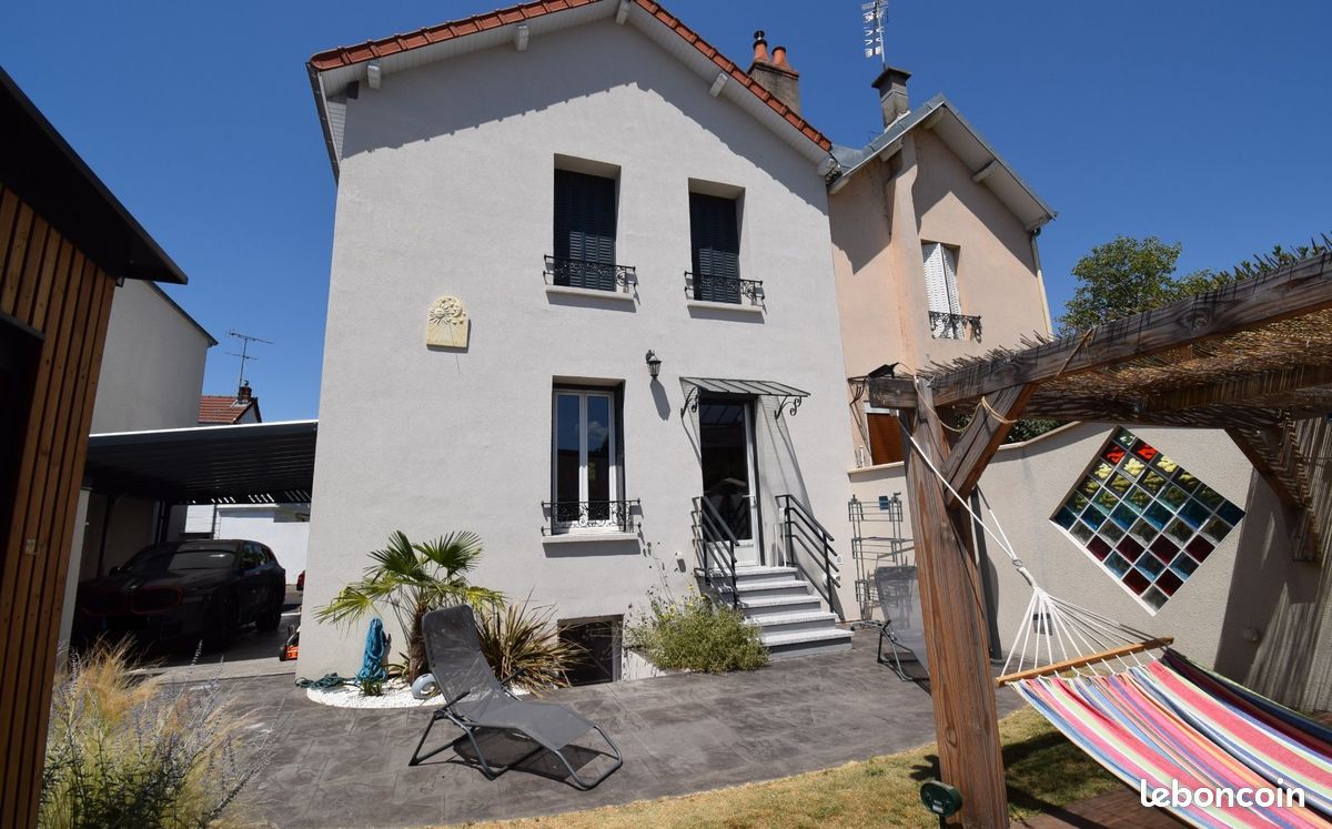 Maison 5 pièces 101 m² · à Vichy · 101 m² · 323 000 €