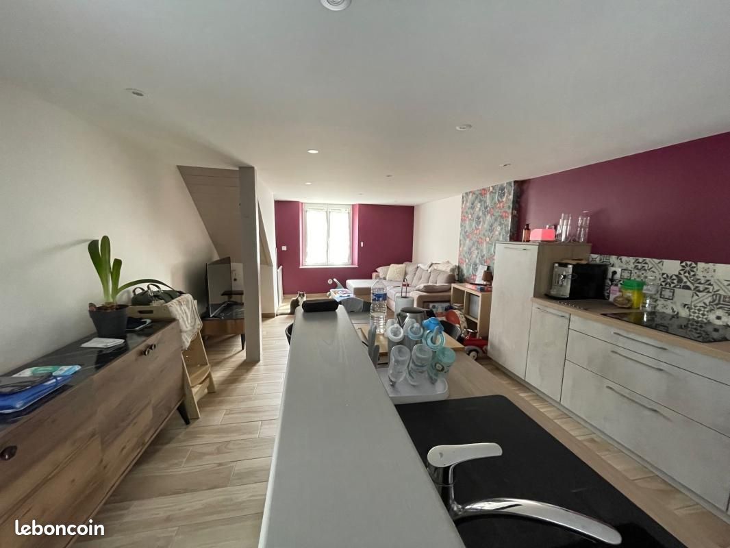 Maison 3 pièces 76 m² · à Bletterans · 76 m² · 698 €/mois