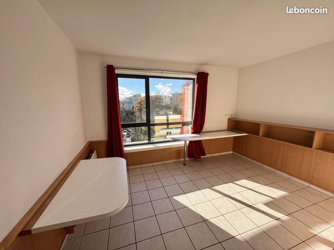 Appartement 1 pièce 21 m² · à Rodez · 21 m² · 345 €