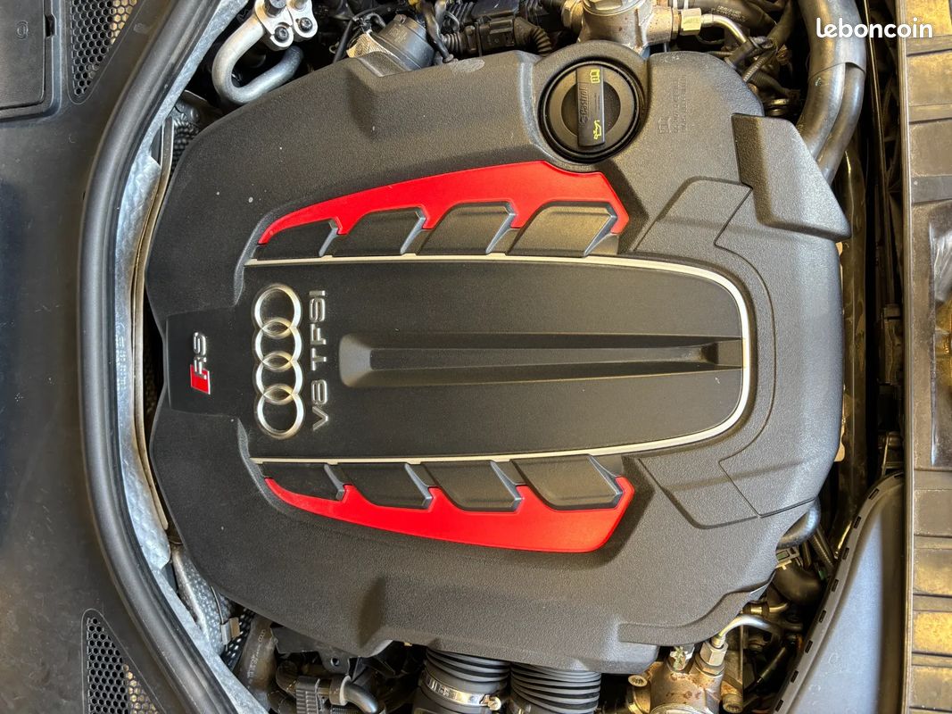 AUDI RS6 Avant V8 TFSI Quattro - Pack Carbon - Carnet et Suivi complet - GARANTIE 12 MOIS (image 28)