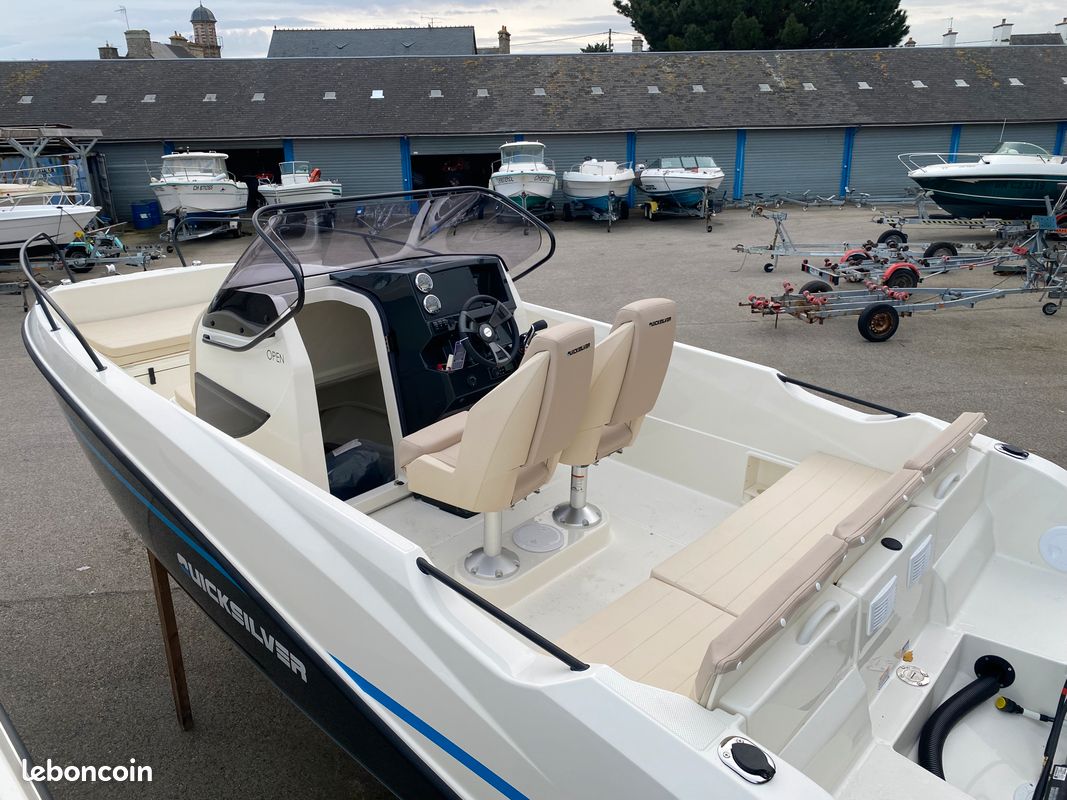 Quicksilver ACTIV 705 OPEN (Package neuf) - Moteur Mercury 225 cv - prêt à naviguer (image 2)
