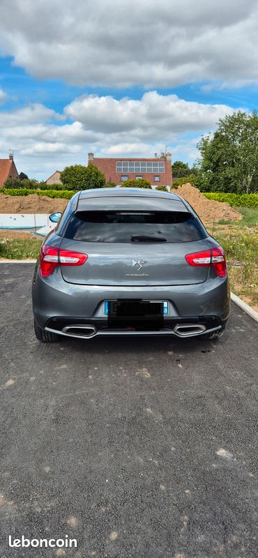 Citroën DS5 Hybride 2012 (image 2)