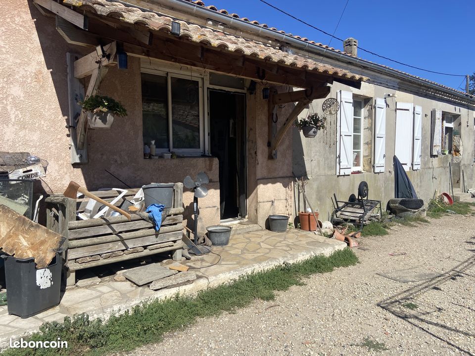 Maison 3 pièces 130 m² · à Saint-Estèphe · 130 m² · 95 200 €