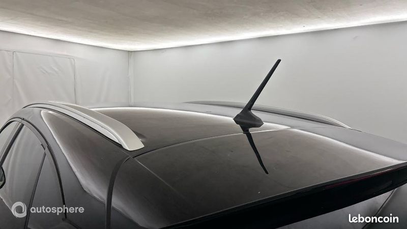 Renault Captur 1.6 E-Tech hybride 145ch Evolution (image 22)