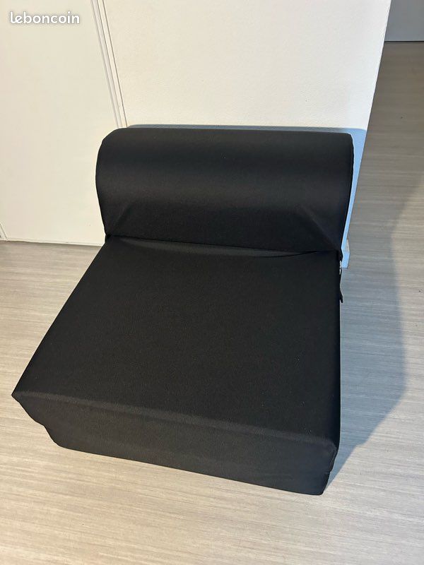 Chauffeuse (image 1)