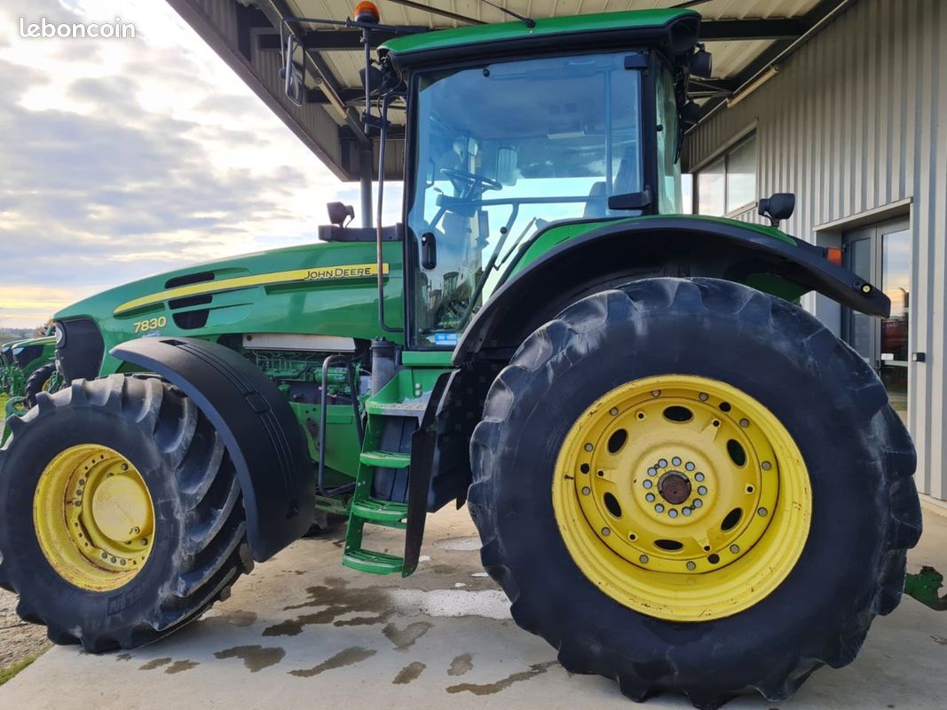 John Deere 7830 (image 3)