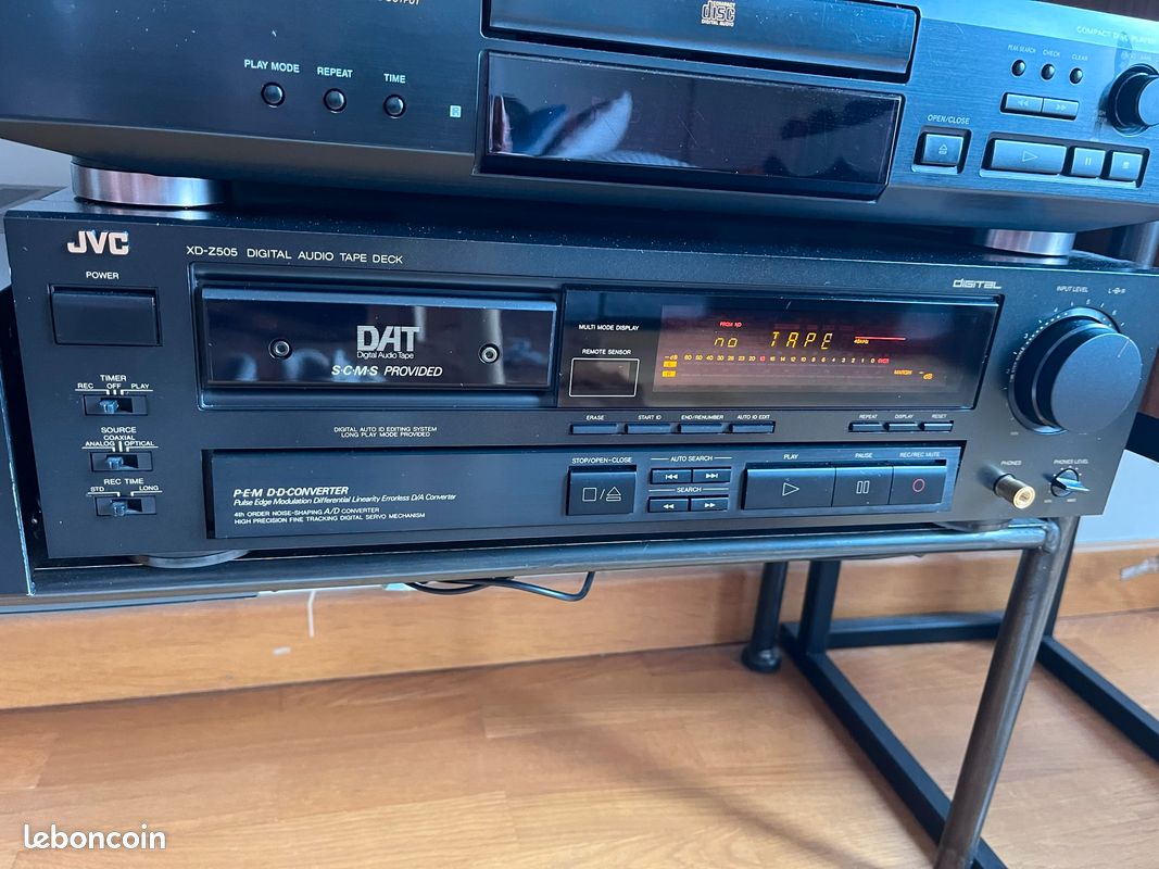 Dat jvc (image 1)
