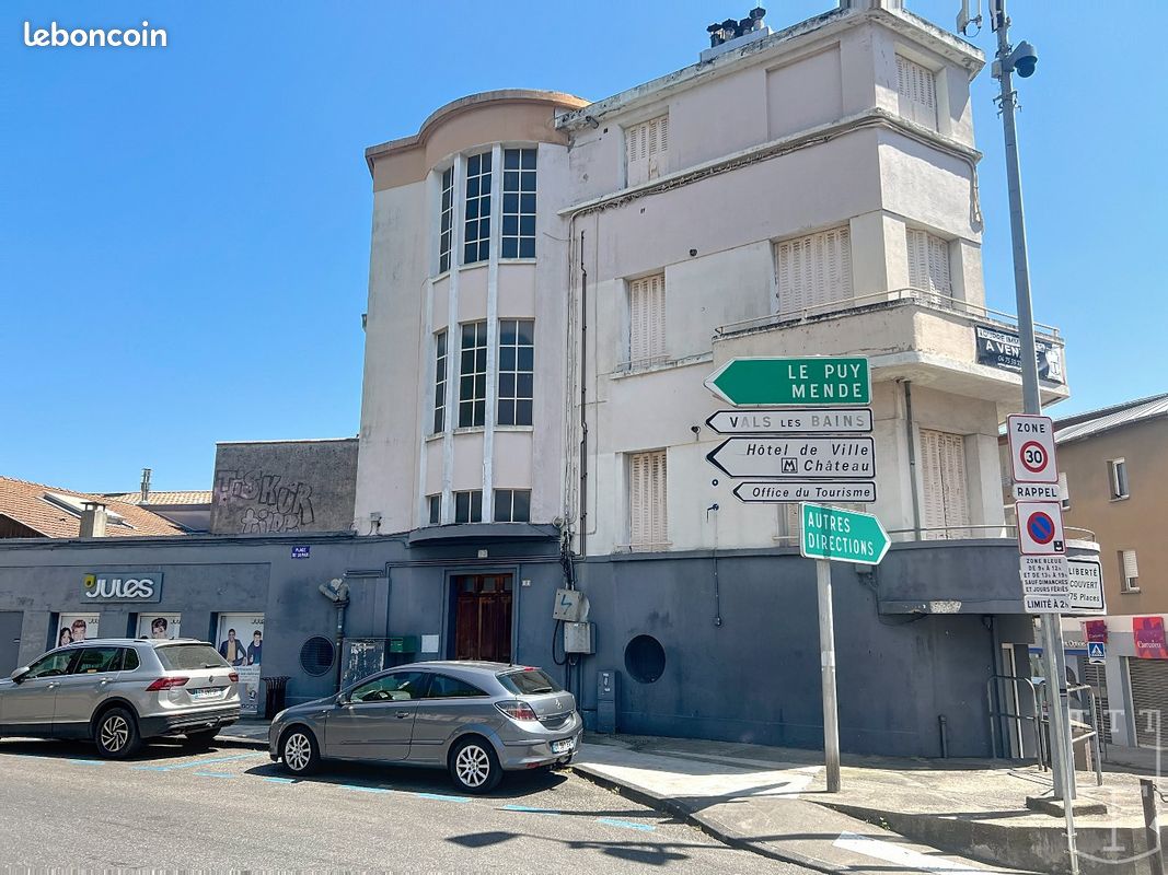 Appartement 3 pièces 82 m² · à Aubenas · 82 m² · 93 500 €