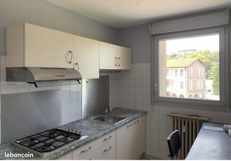 Appartement 3 pièces 49 m² · à Saint-Chamond · 49 m² · 580 €