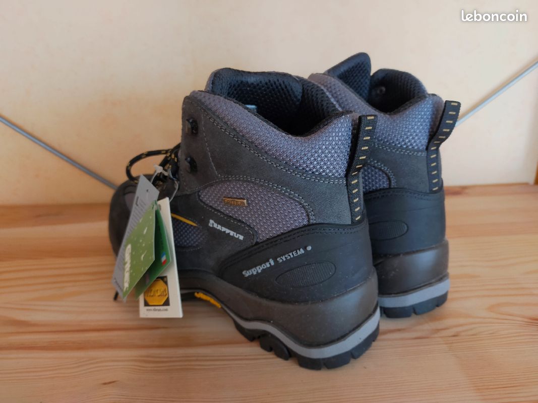 Chaussures rando Homme 41 neuves (image 3)