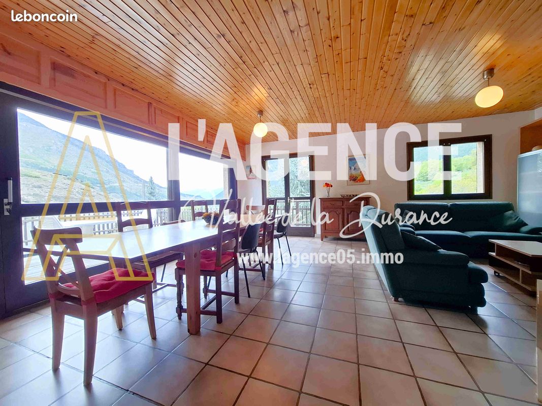Appartement 8 pièces 160 m² · à L'Argentière-la-Bessée · 160 m² · 369 000 €