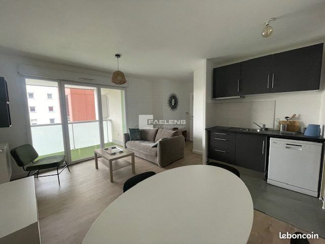 Appartement 2 pièces 45 m² · à Saint-André-lez-Lille · 45 m² · 880 €