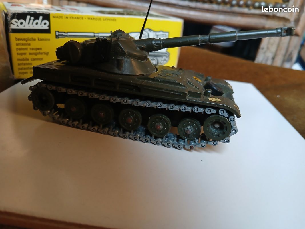Solido militaire Char AMX 13 T numéro 227 4/1971 - Collection