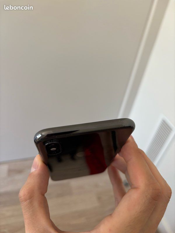 IPhone XS très bon état (image 7)