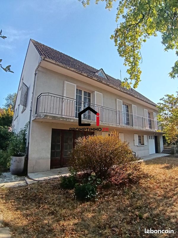 Maison 8 pièces 275 m² · à Provins · 275 m² · 390 000 €