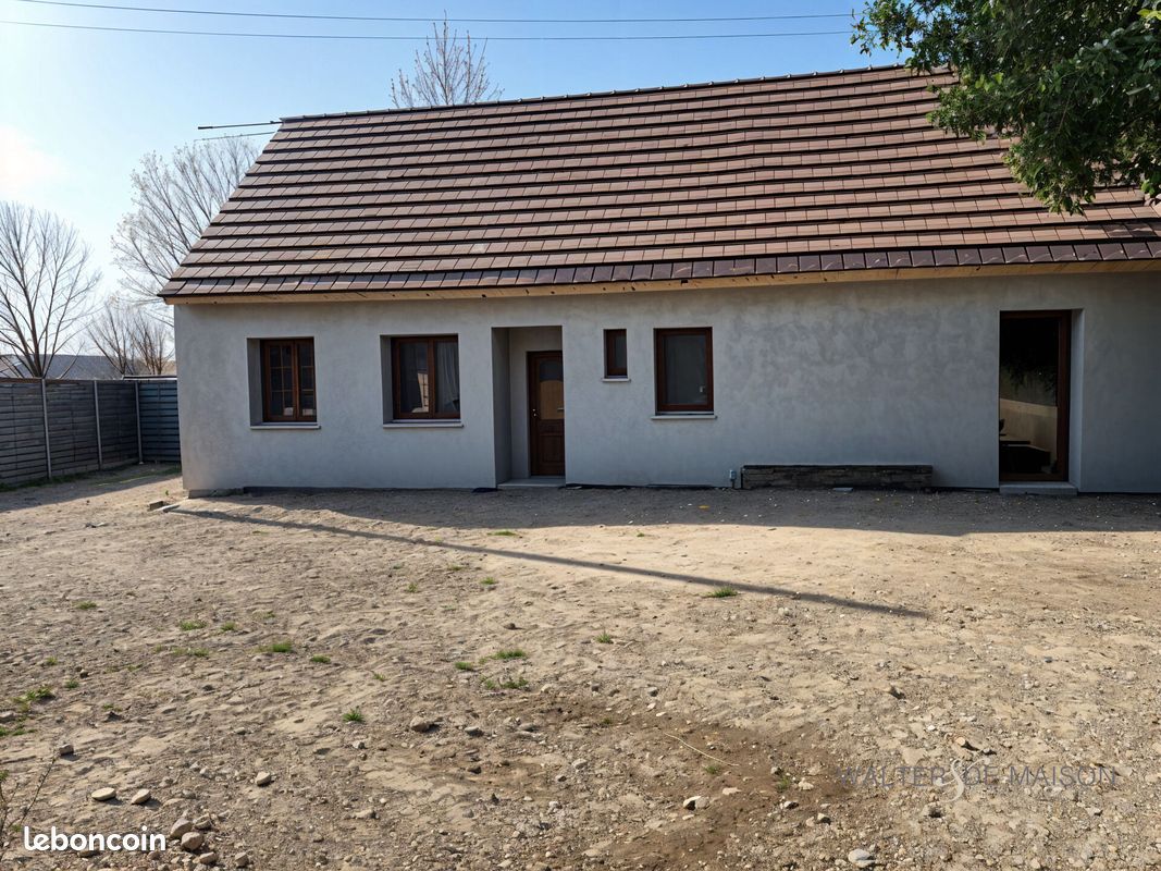 Maison 4 pièces 133 m² · à Sainte-Croix-en-Bresse · 133 m² · 175 000 €