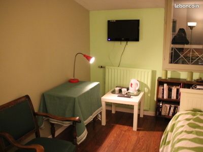Chambre 1 pièce 14 m²