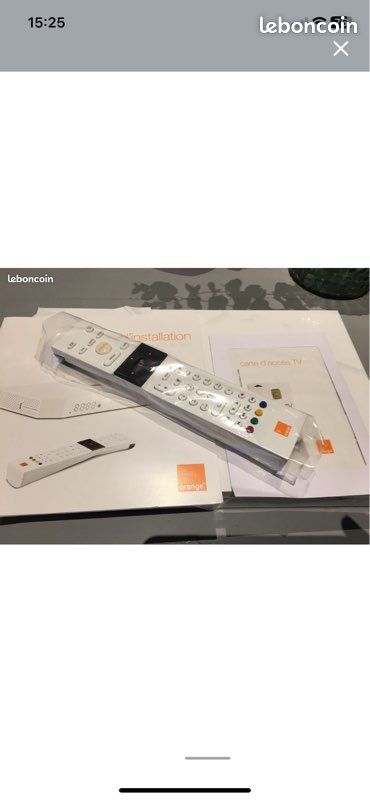 Décodeur TV Universel Sagecom UHD 90 Slim - Neuf Avec Télécommande