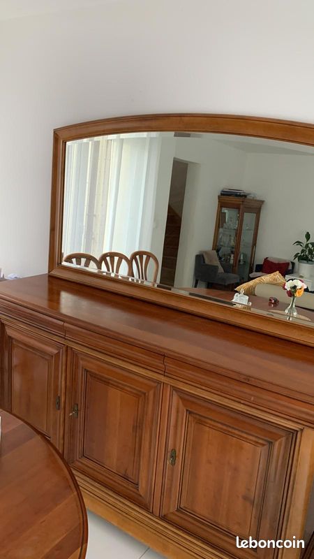Buffet en bois massif (image 1)