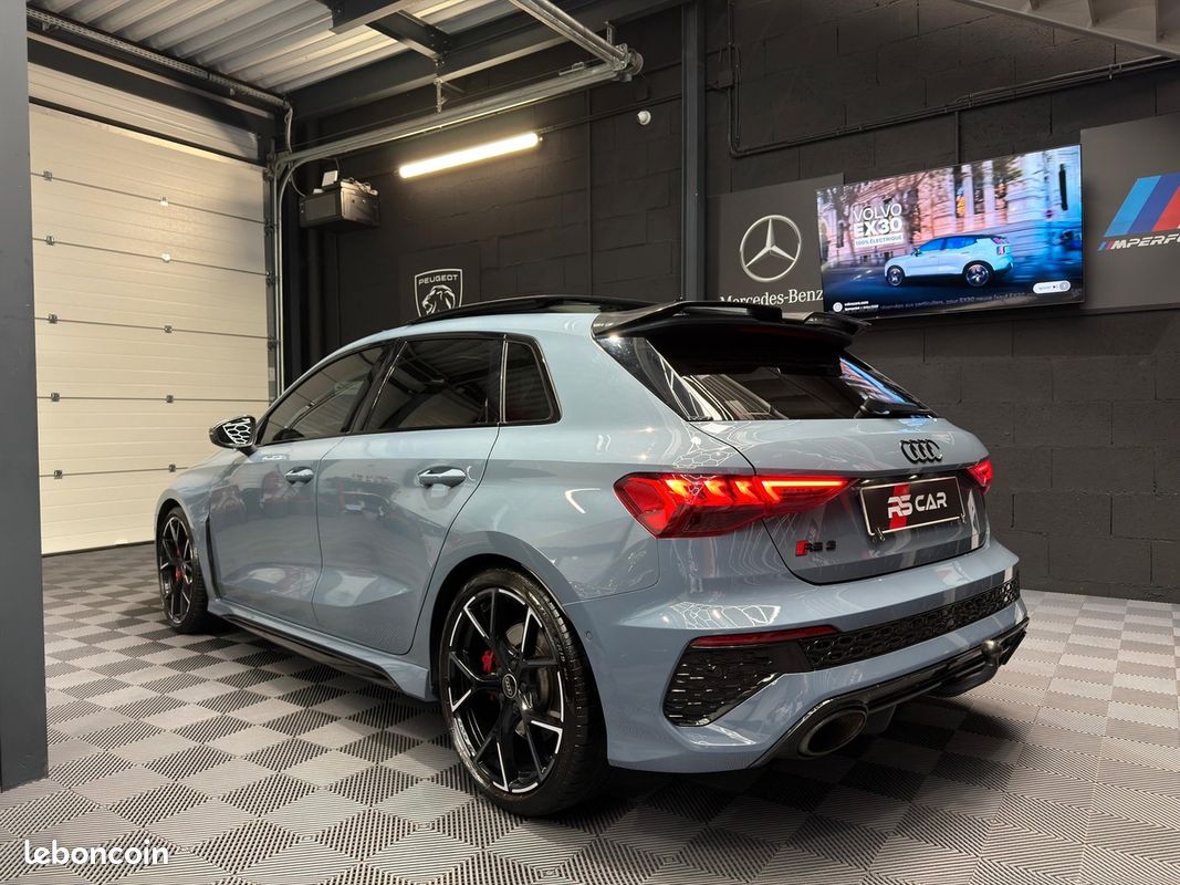 Audi RS3 III SPORTBACK 2.5 TFSI 400 QUATTRO S TRONIC FREINS CERAMIQUE - BANG&OLUFSEN - TOIT OUVRANT (image 9)