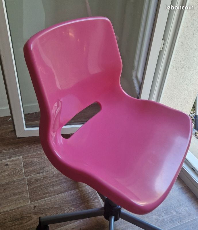 Chaise a roulettes (image 2)