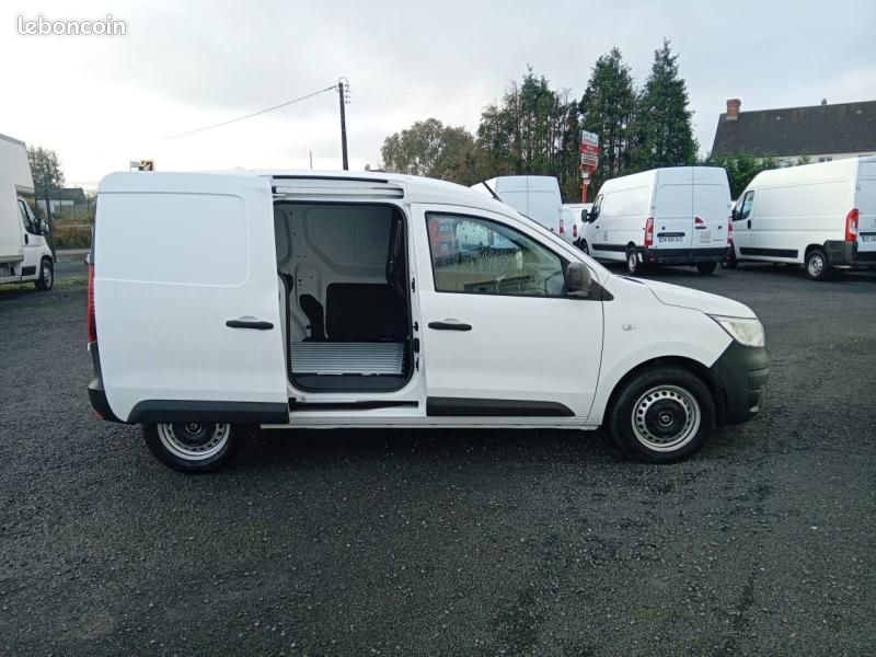 Renault Express Van KANGOO 15 825 HT 1.5 Blue dCi 95ch Confort (image 8)