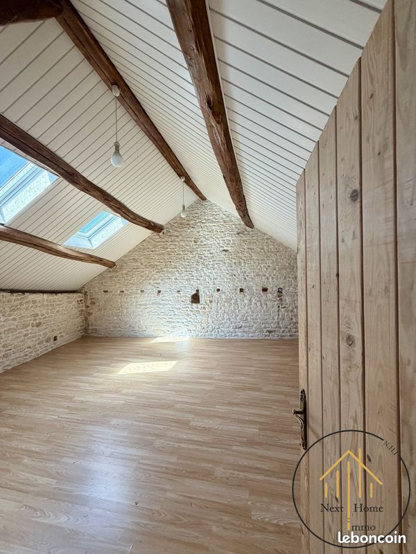 Maison 2 pièces 125 m² · à Pouant · 125 m² · 65 000 €