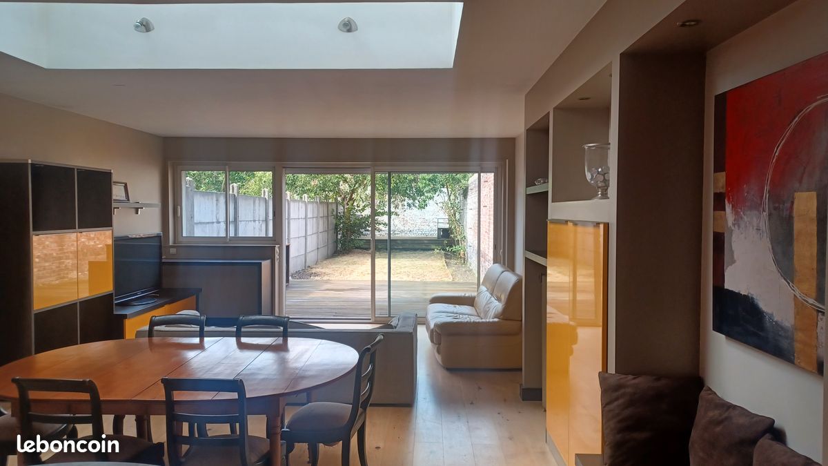 Maison 6 pièces 137 m² · à Lille · 137 m² · 550 000 €