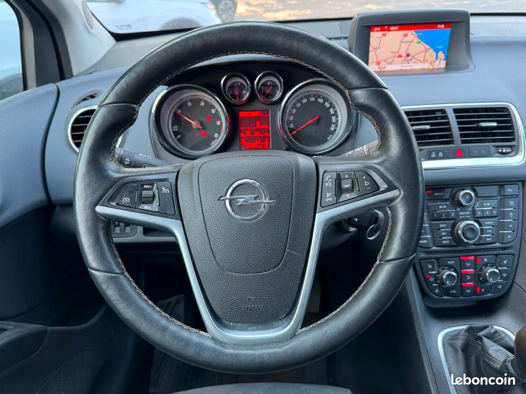 OPEL MERIVA 1.6 CDTI - 136 ch S&S Cosmo Pack PHASE 2 / Sièges et volant chauffants / Caméra de recul / Chaîne distrib (image 15)