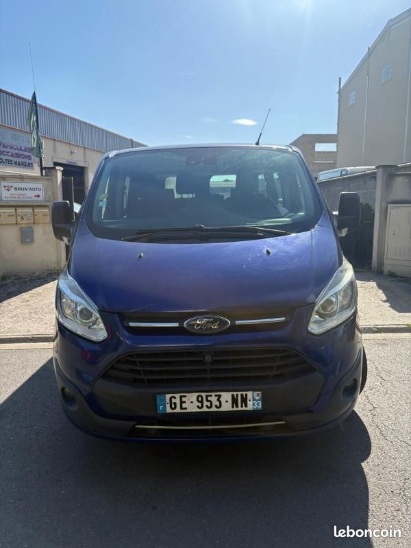 Ford Transit Custom – 9 PLACES GARANTIE TRÈS PROPRE – GARANTIE – TRÈS PROPRE (image 8)
