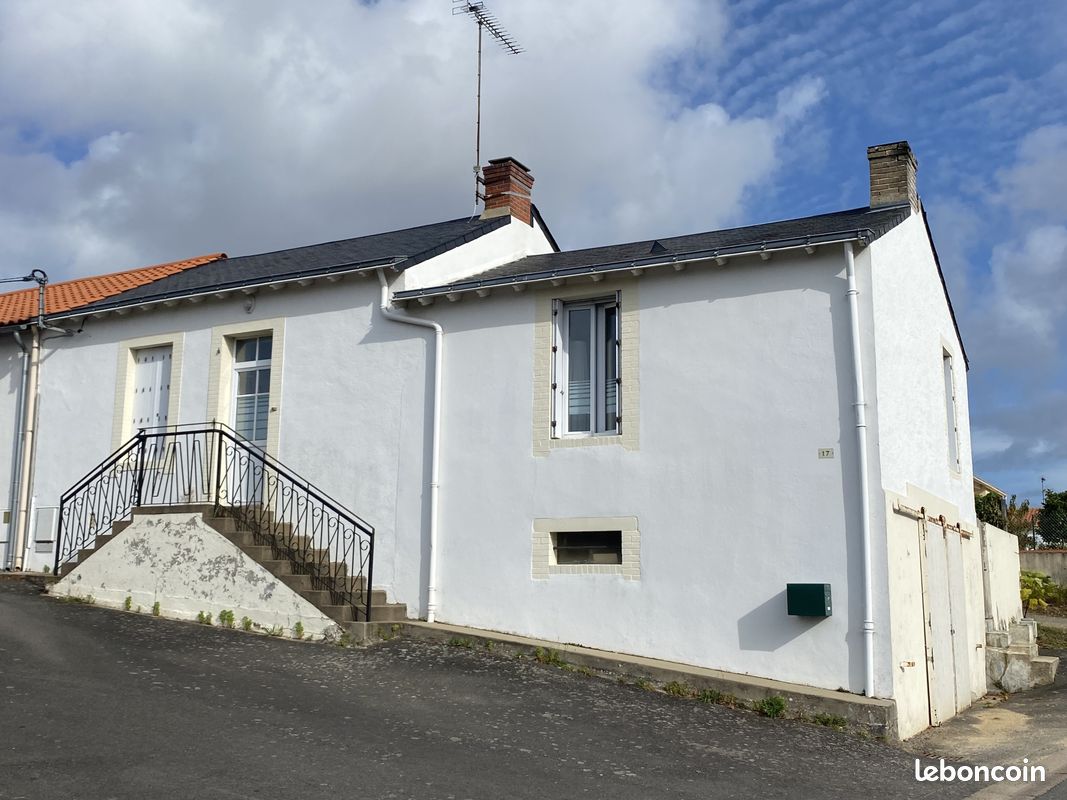 Maison 4 pièces 73 m² · à Coëx · 73 m² · 700 €/mois