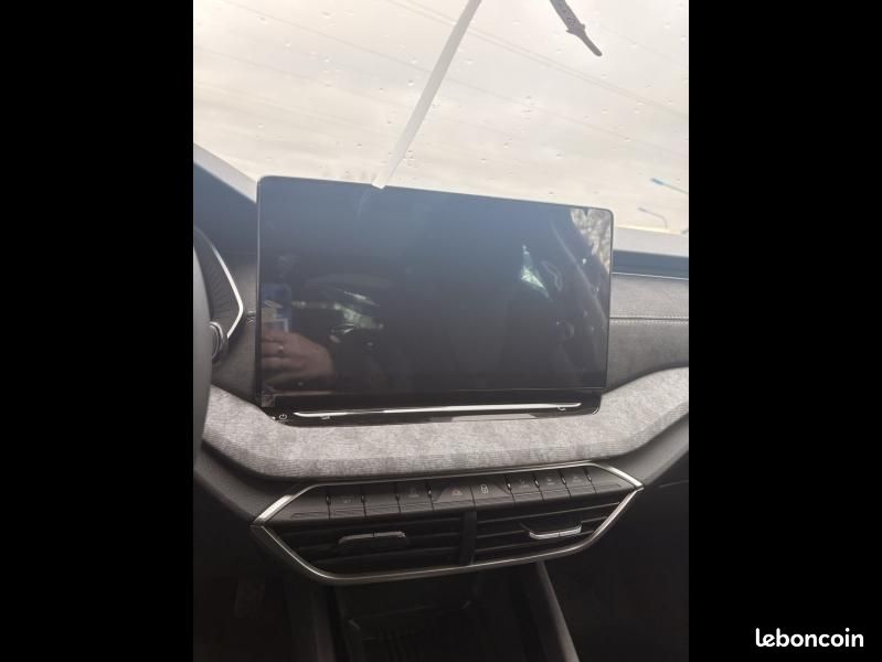 Skoda Octavia Combi 1.5 TSI ACT Hybrid 150ch Clever DSG7 (image 4)