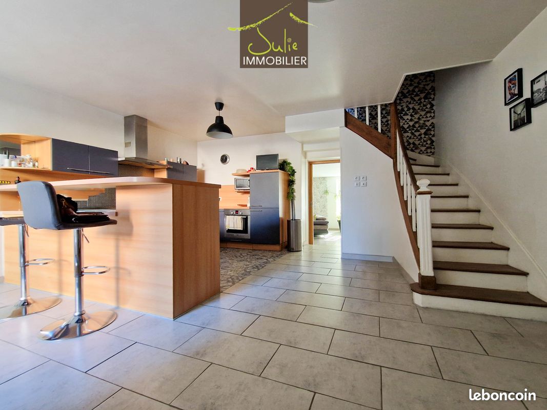 Maison 7 pièces 152 m² · à Bressuire · 152 m² · 162 700 €