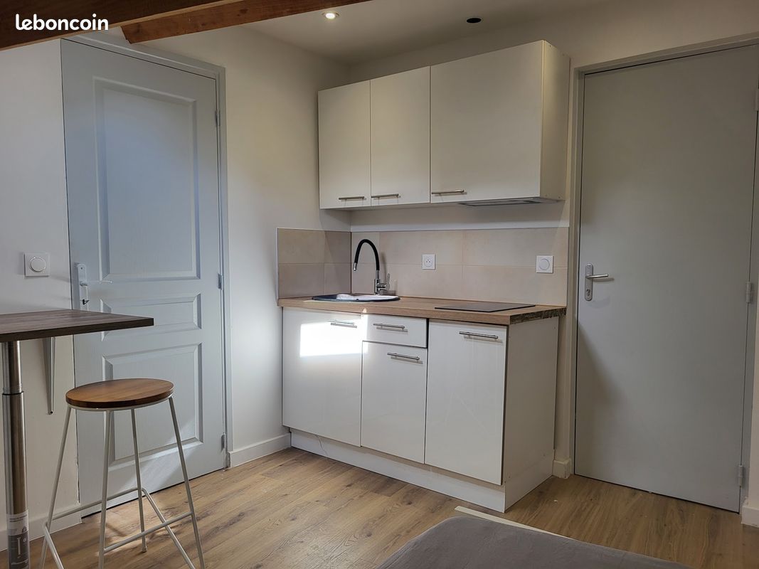 Appartement 1 pièce 14 m² · à Aix-les-Bains · 14 m² · 470 €/mois