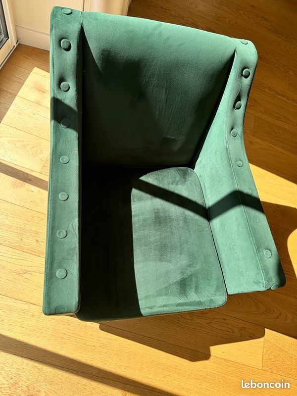 Fauteuil en velour (image 9)