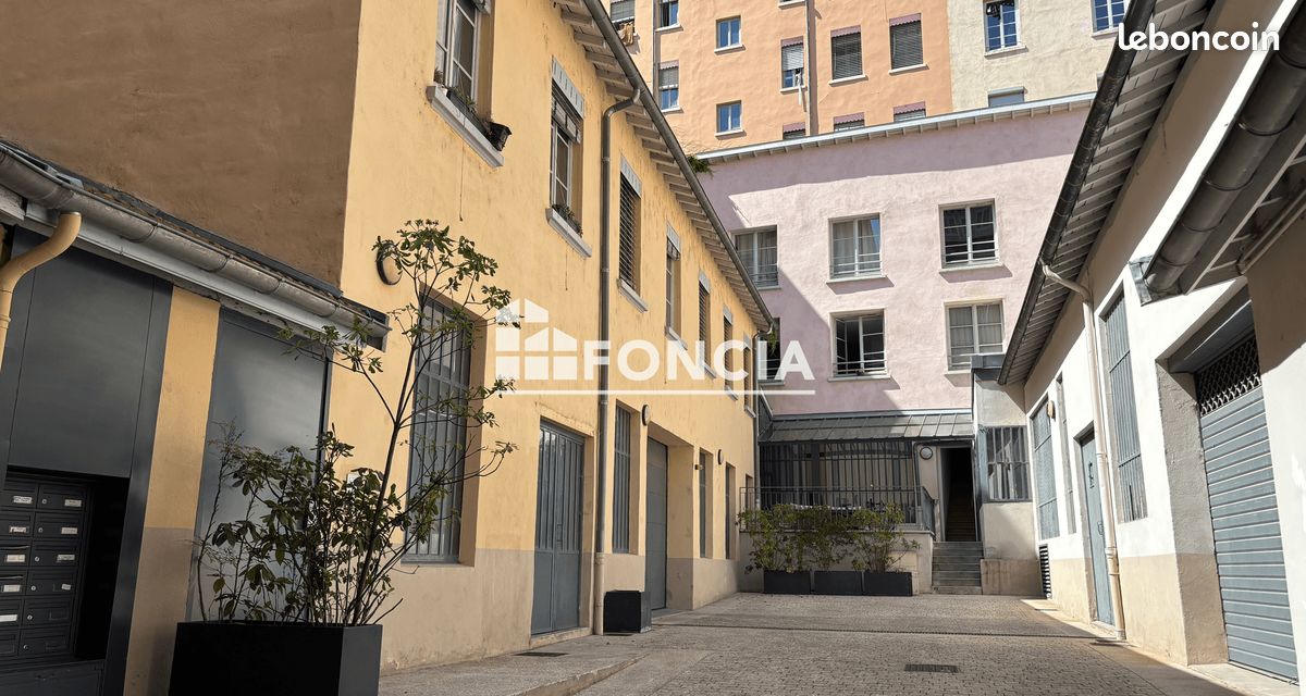 Appartement 2 pièces 43 m² · à Lyon · 43 m² · 879 €