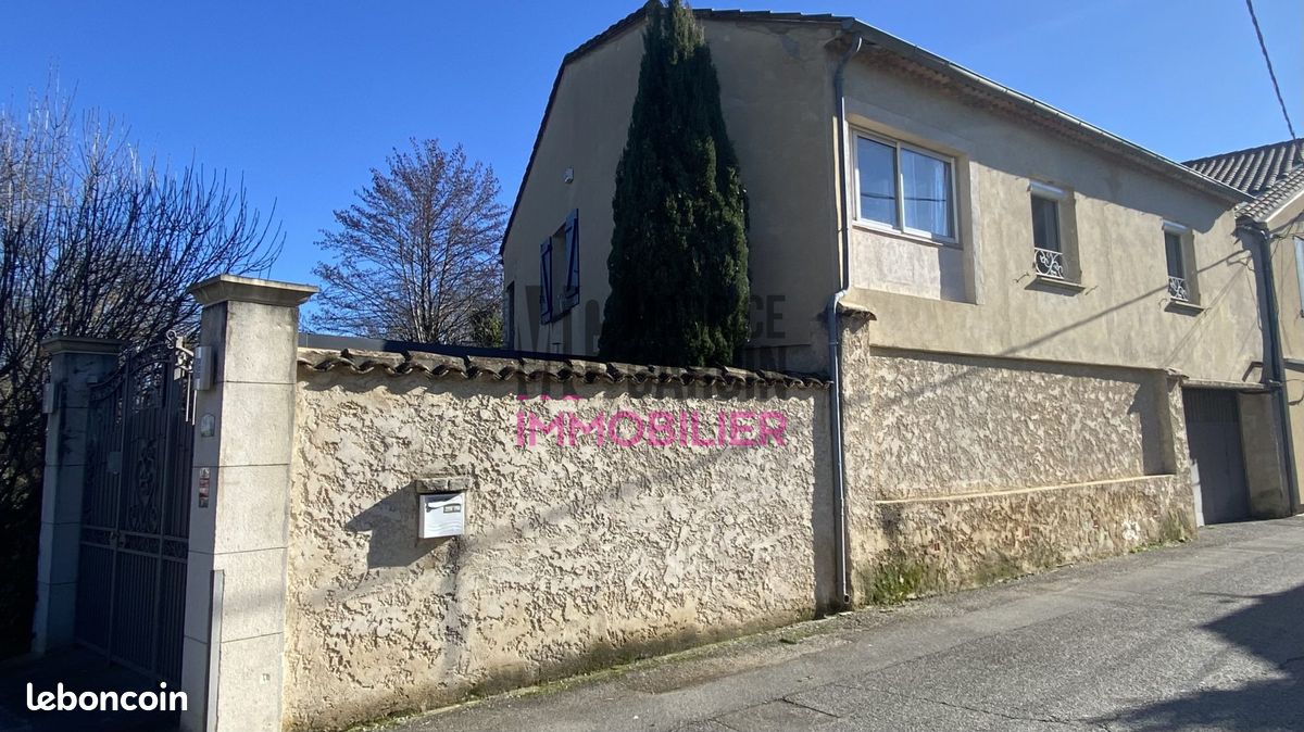 Maison 5 pièces 92 m² · à Entraigues-sur-la-Sorgue · 92 m² · 249 500 €