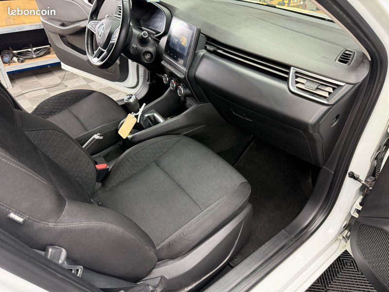 Renault Clio 5 dci 85 business garantie 12 mois (image 3)