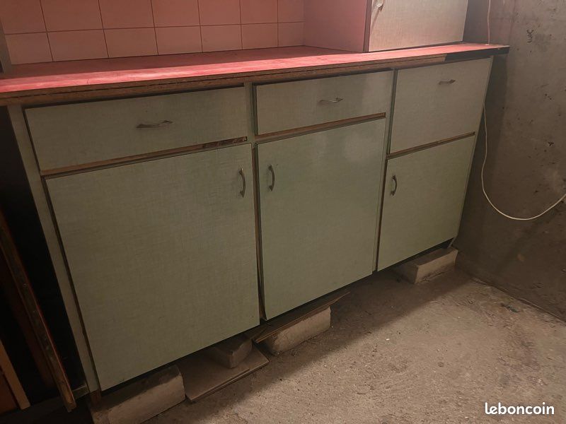 Donne Meuble Buffet vintage en Formica (image 4)