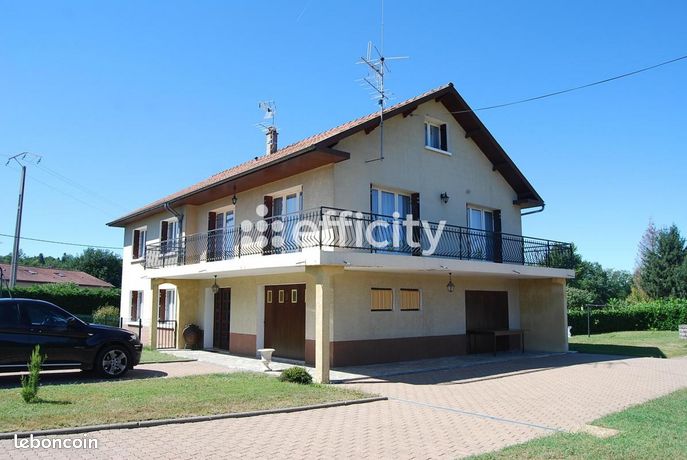 Maison 16 pièces 275 m²