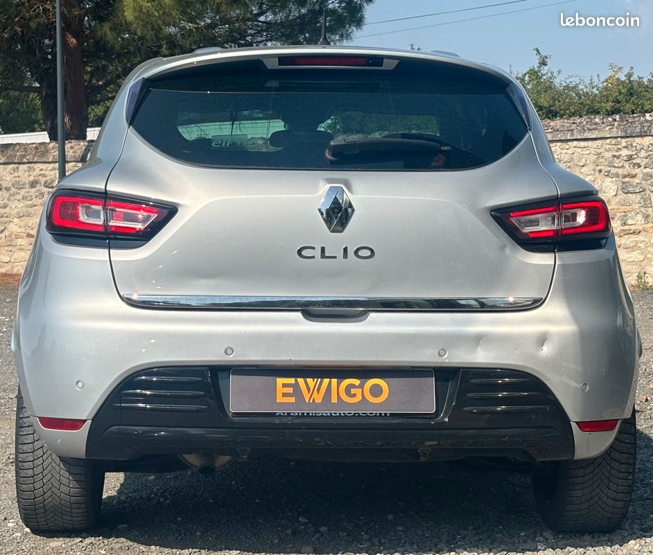 RENAULT CLIO 1.2 TCE 120Ch INTENS BVA - 1ERE MAIN - SUIVI RENAULT (image 20)