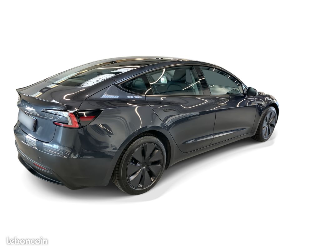 Tesla Model 3 2024 RWD - Véhicule d'occasion certifié (image 13)
