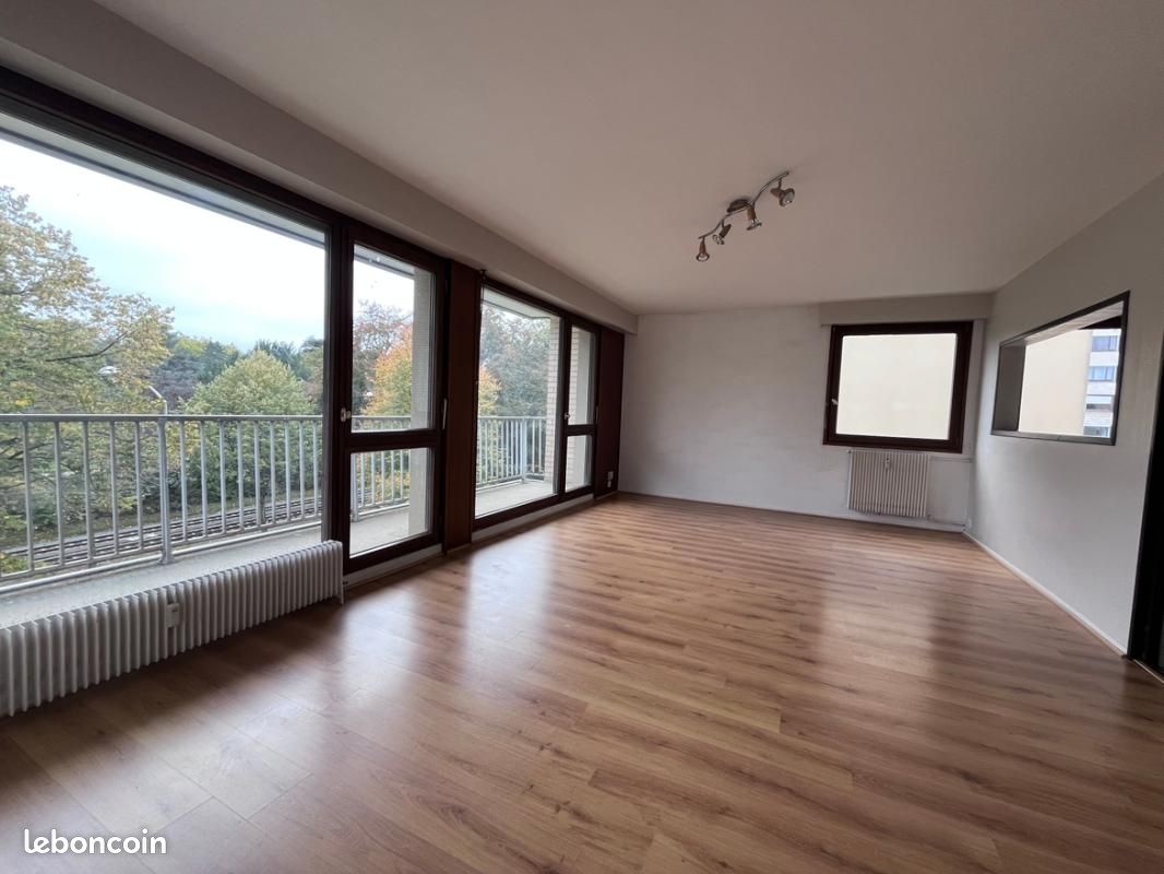 Appartement 4 pièces 108 m² · à Roubaix · 108 m² · 193 000 €