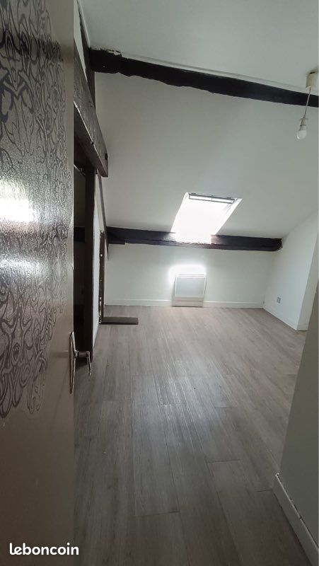 Appartement 2 pièces 45 m² · à Charleville-Mézières · 45 m² · 325 €/mois