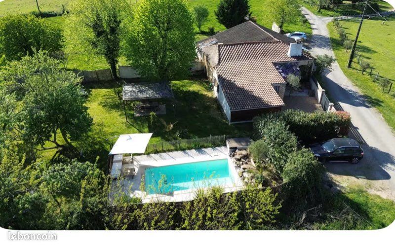 Maison 5 pièces 90 m² · à Vergt · 90 m² · 1 200 €
