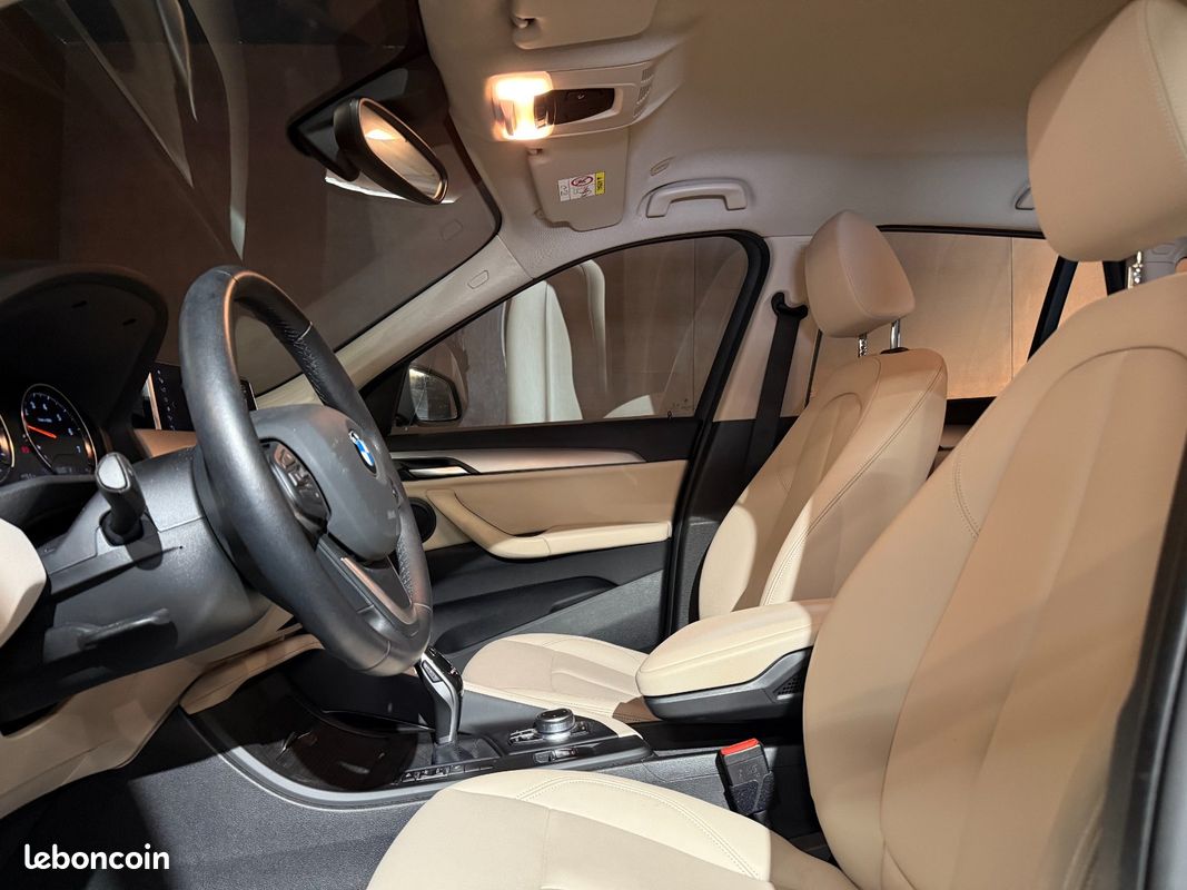 BMW X1 sDrive 18i Business Steptronic 1ère Main / Caméra (image 17)