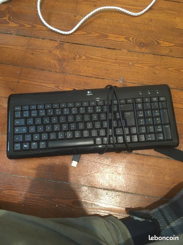 Clavier logitech (image 1)
